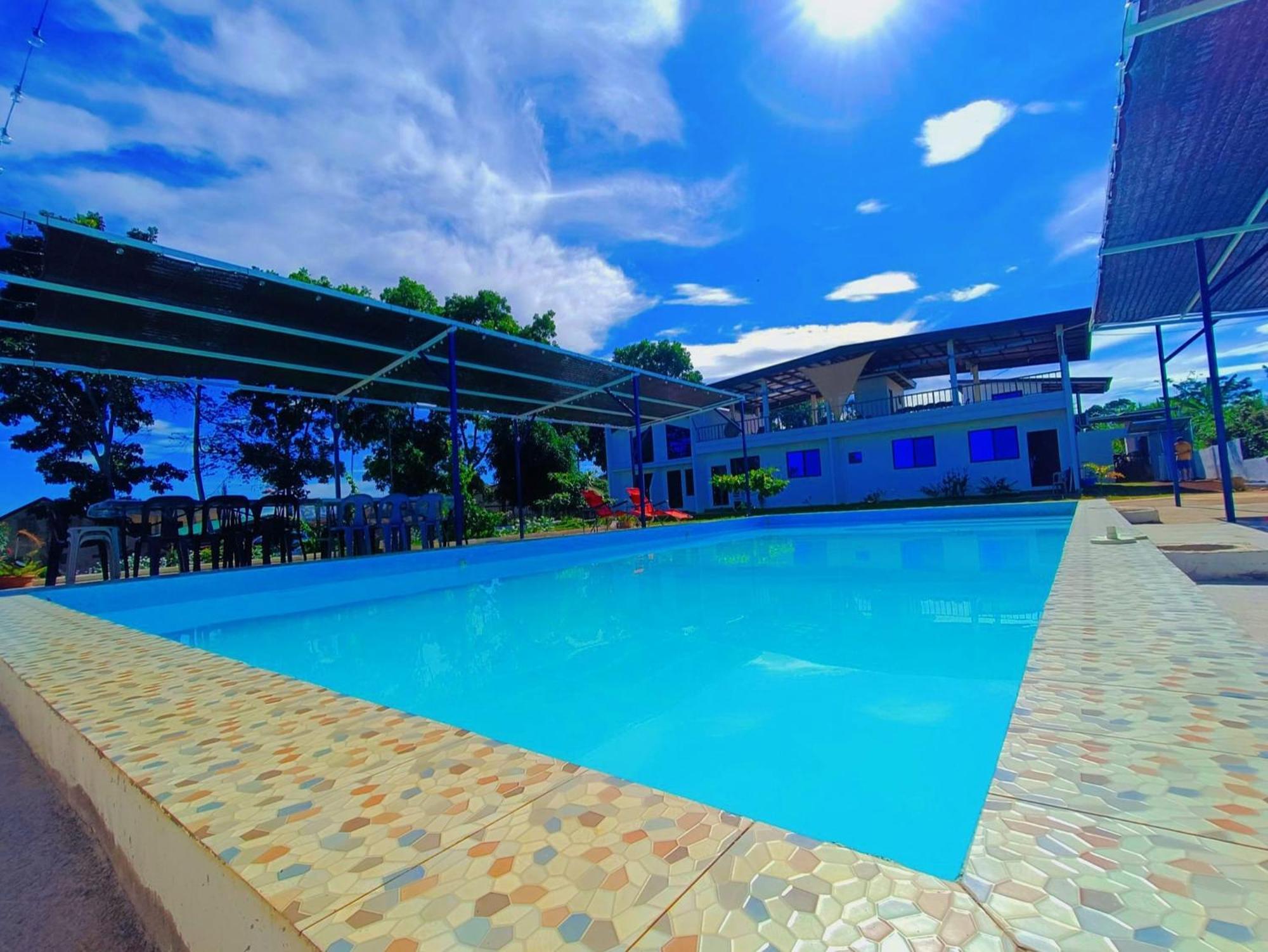 Concetta Tourist Inn Manolo Fortich 外观 照片