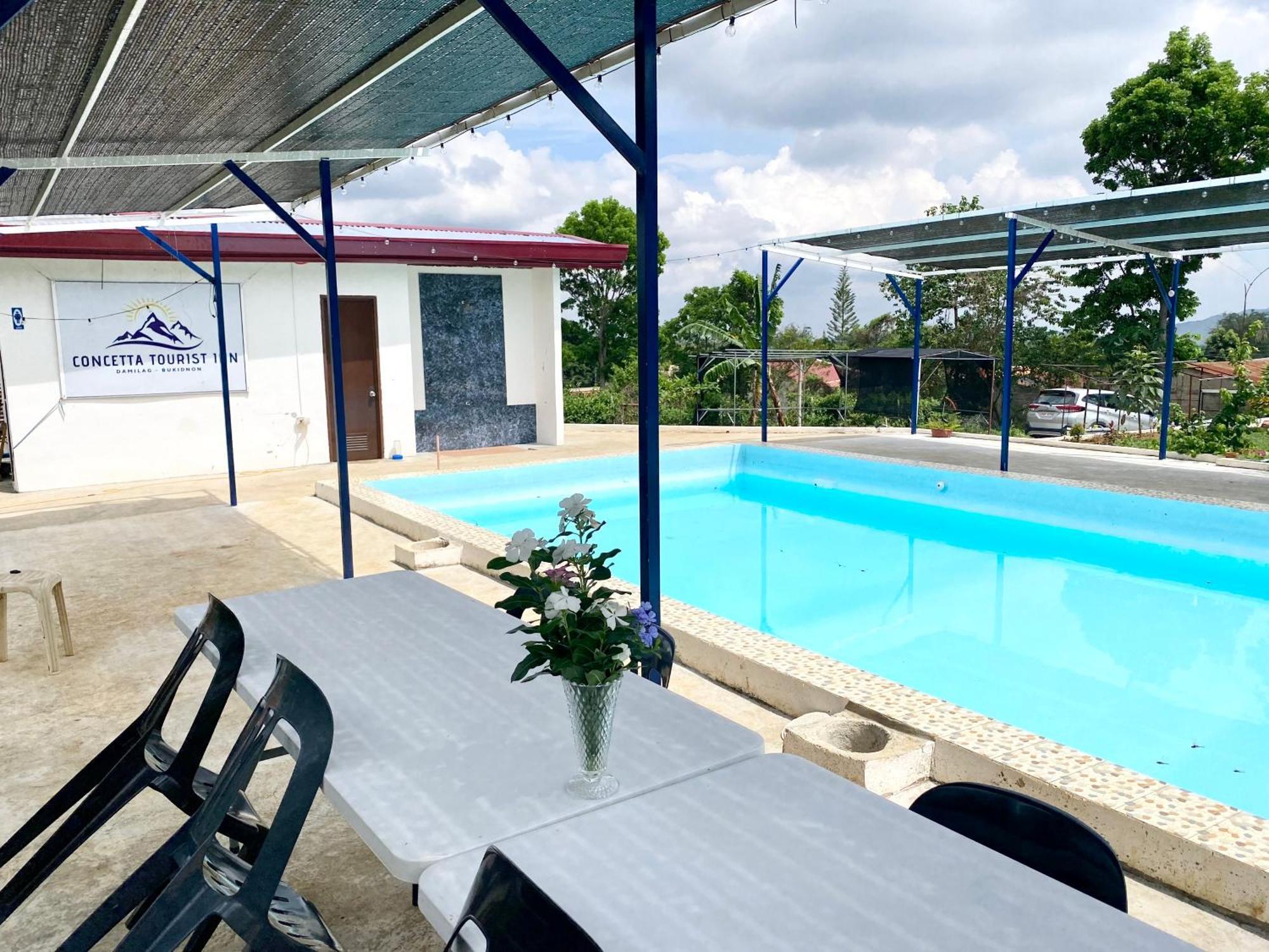 Concetta Tourist Inn Manolo Fortich 外观 照片